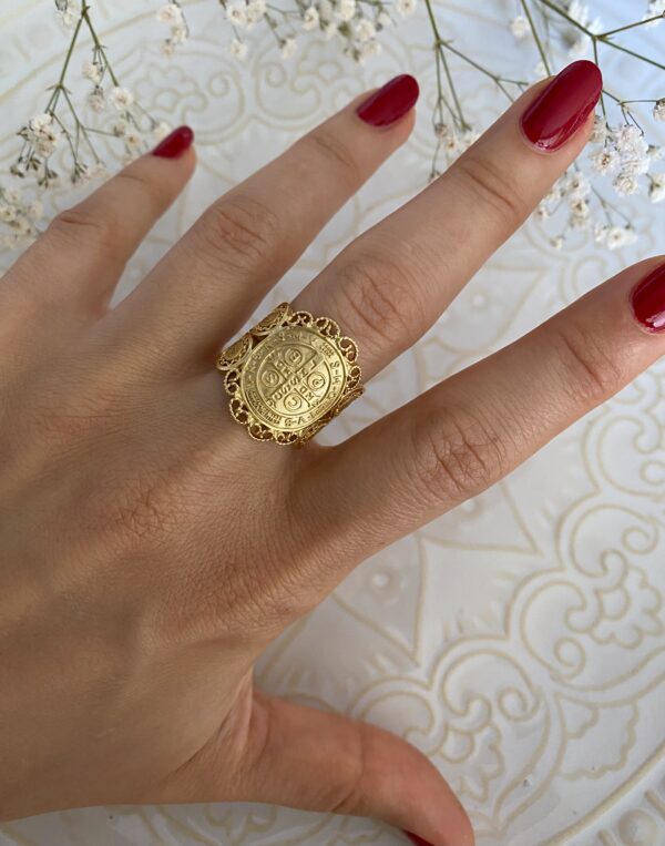 Anillo San Benito